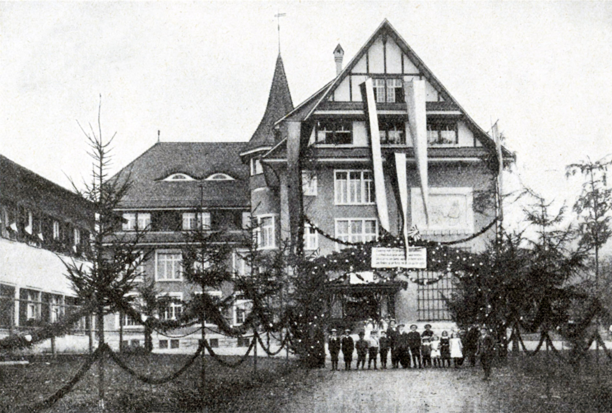 Schulhaus Pestalozzi 1910 